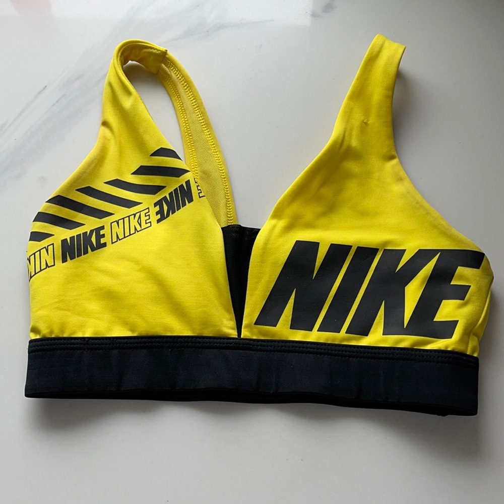 Nike sports bra